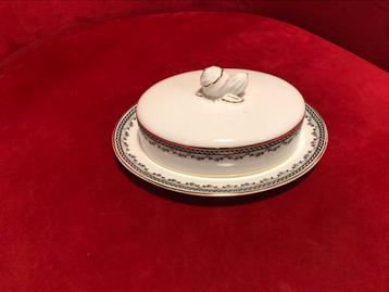 Paul Muller ,Selb,antieke botervloot,lengte 19 cm,breed 15cm beschikbaar voor biedingen
