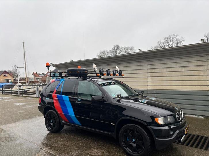 BMW 2001 Zwart Garbage/ Mega run auto, Auto's, BMW, Particulier, X5, 4x4, ABS, Airconditioning, Centrale vergrendeling, Climate control