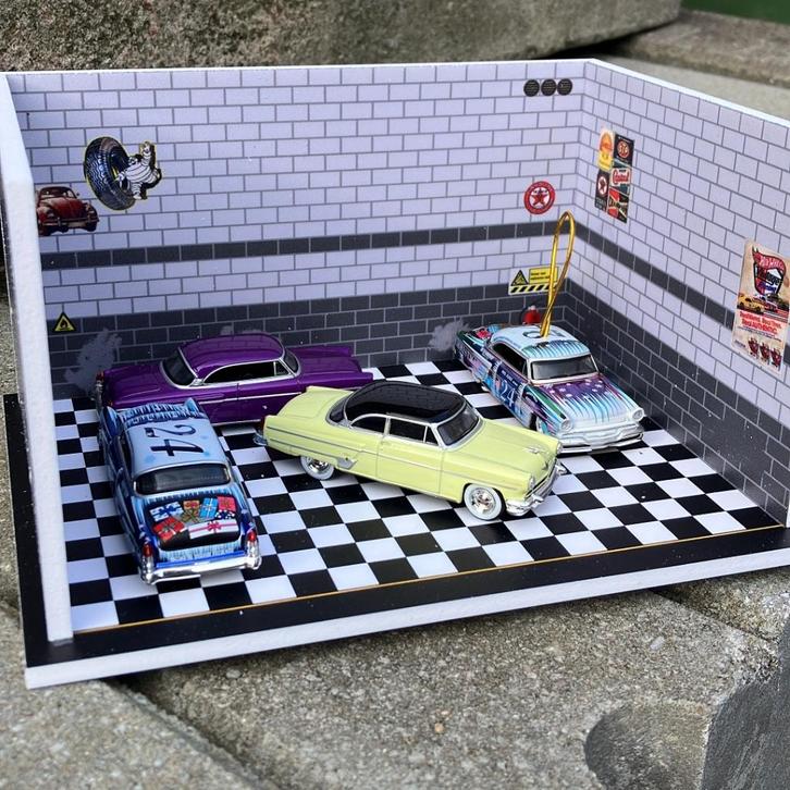 Service werkplaats voor 1:64 modellen, Hobby en Vrije tijd, Modelauto's | Overige schalen, Nieuw, Auto, Ophalen