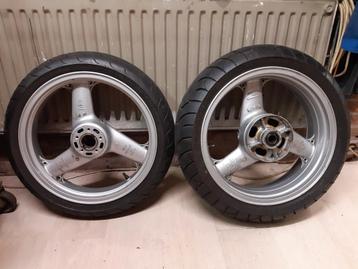 ZXR 750 wielen. beschikbaar voor biedingen