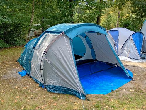 Grote 4 pers tent, Caravans en Kamperen, Tenten, Zo goed als nieuw, Ophalen