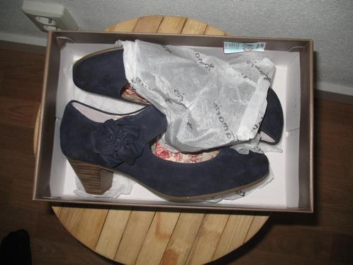 Tamaris Leren Suède Schoenen Maat 39 = 38½ Niet op Gelopen, Kleding | Dames, Schoenen, Nieuw, Pumps, Blauw, Ophalen of Verzenden