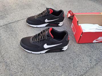 Nike schoenen beschikbaar voor biedingen