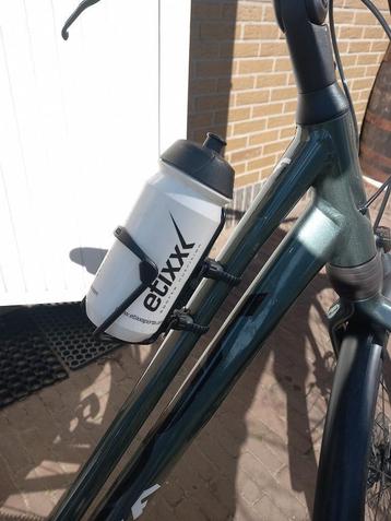 bidonhouder beschikbaar voor biedingen