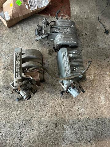 Ford 302 en 351w injectie plenum  beschikbaar voor biedingen