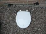 Sanit Eisenberg WC bril met armleuningen / steun. Nieuw., Huis en Inrichting, Minder dan 50 cm, Overige typen, Nieuw, Ophalen of Verzenden