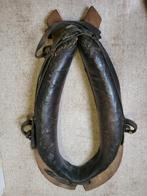 Juk van hout, leer en ijzer, Ophalen