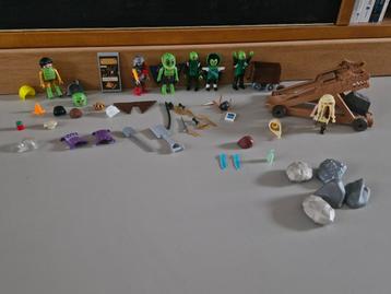 Playmobil diverse Onderdelen en Figuren  beschikbaar voor biedingen