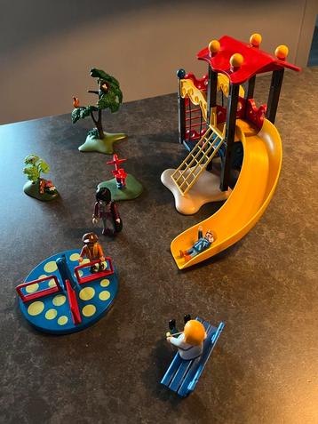 Playmobil speeltuin beschikbaar voor biedingen