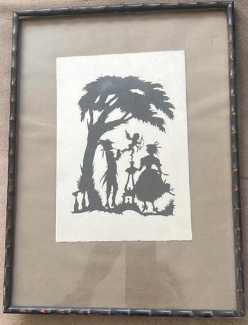 Papierknipkunst silhouet beschikbaar voor biedingen