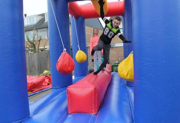 cannonball run hindernisbaan wipe out verhuur huren te huur beschikbaar voor biedingen