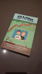 Glowmovies boek 1, Ophalen of Verzenden, Zo goed als nieuw