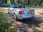 Audi A4 2.4 V6 125KW Cabrio AUT 2003 Grijs, Auto's, Audi, Cabriolet, 4 stoelen, A4, Open dak