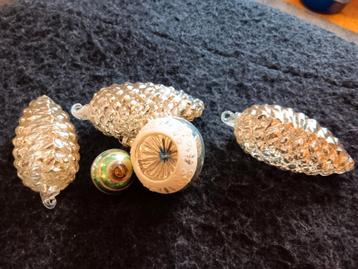 Antieke Kerstballen  beschikbaar voor biedingen