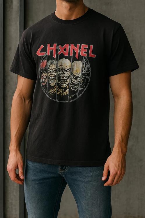 Zwarte T-shirt met doodskoppen, Kleding | Heren, T-shirts, Zo goed als nieuw, Maat 52/54 (L), Zwart, Ophalen of Verzenden