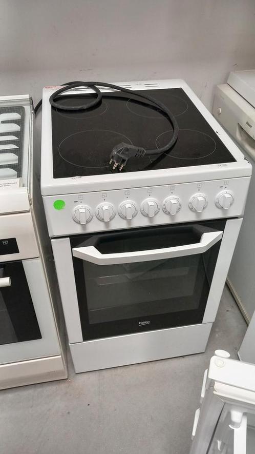 Beko Keramisch Fornuis - Vrijstaand, Witgoed en Apparatuur, Fornuizen, Gebruikt, Vrijstaand, Keramisch, 4 kookzones, 85 tot 90 cm