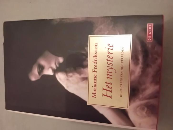Marianne Fredriksson - Het mysterie, Boeken, Literatuur, Zo goed als nieuw, Ophalen of Verzenden