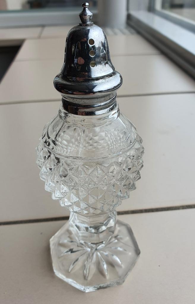 Vintage kristallen strooibus met verzilverde dop, Antiek en Kunst, Antiek | Glas en Kristal, Ophalen of Verzenden