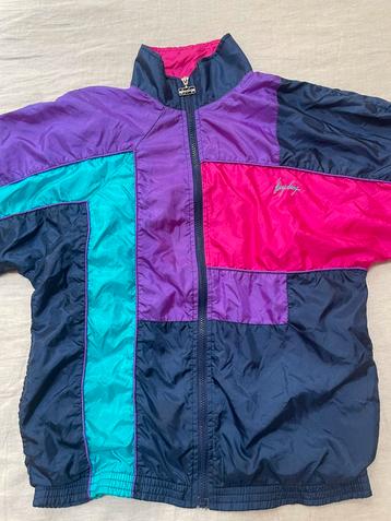 Fong Leng windbreaker beschikbaar voor biedingen