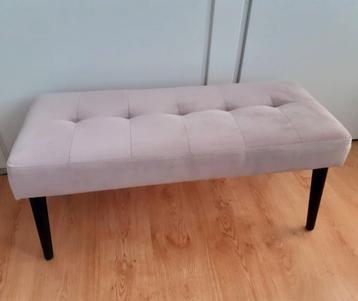 Bankje Velvet / Fluweel beschikbaar voor biedingen