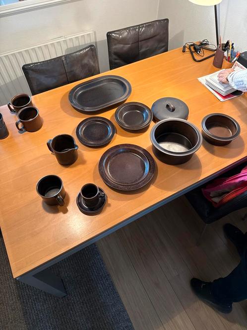 Arabia Ruska servies – 58-delig servies – Ulla Procopé, Huis en Inrichting, Keuken | Servies, Zo goed als nieuw, Compleet servies