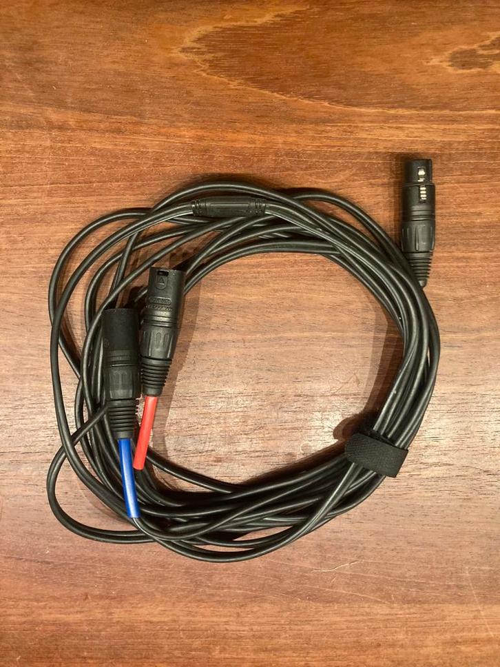Kabel voor stereo microfoons (Neutrik pluggen), Muziek en Instrumenten, Kabels en Stekkers, Zo goed als nieuw, Ophalen of Verzenden