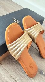 Originele Ugg UGG Sandalen Mt 36, Verzenden, Zo goed als nieuw, Overige kleuren, Sandalen of Muiltjes