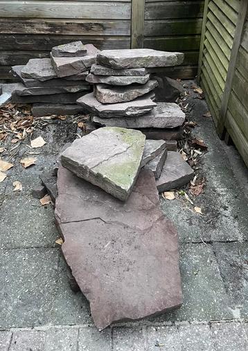 Flagstones in diverse maten beschikbaar voor biedingen