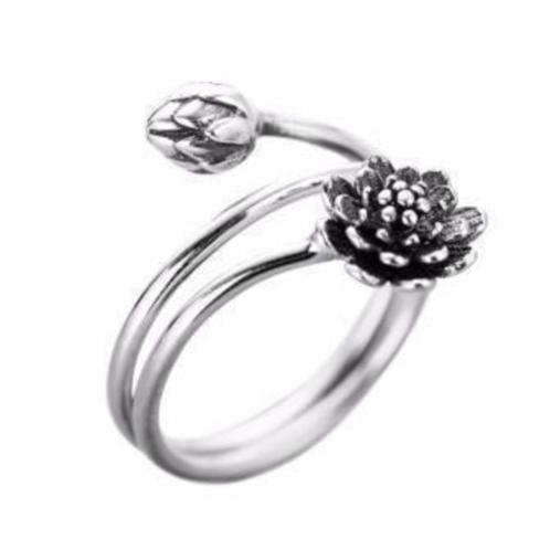 Lotus ring van zilver, met elegant wikkeleffect, Sieraden, Tassen en Uiterlijk, Ringen, Nieuw, Dame, Zilver, Zilver, Ophalen of Verzenden