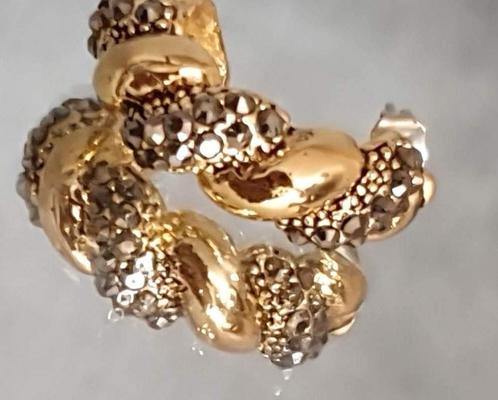Oude prachtige oorbel., Sieraden, Tassen en Uiterlijk, Oorbellen, Nieuw, Verzenden