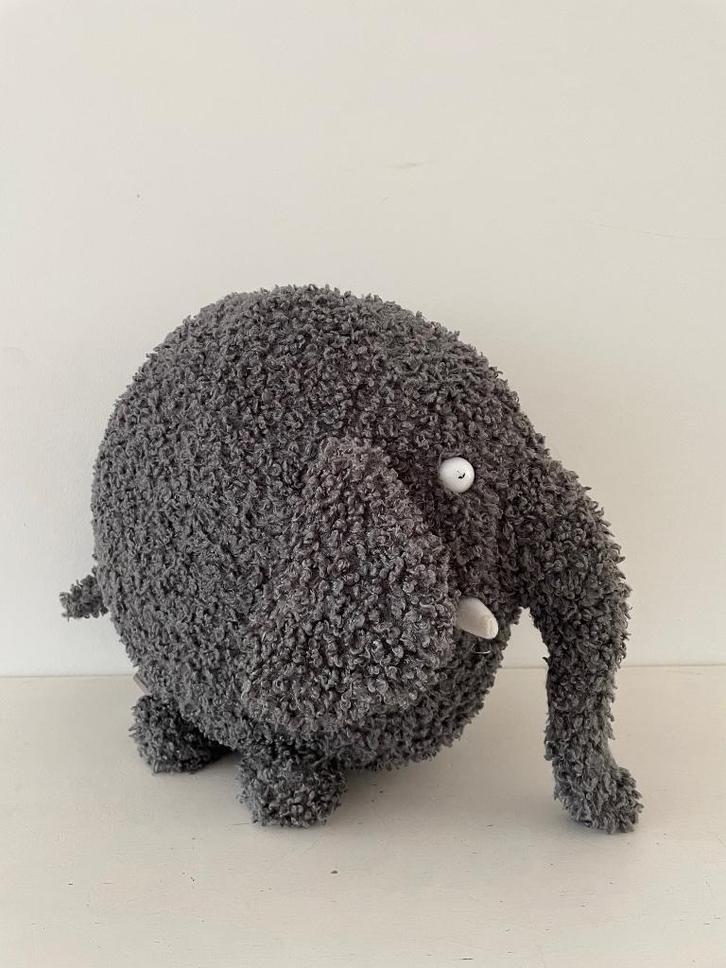 Olli Feyenoord knuffel in net olifant, Kinderen en Baby's, Speelgoed | Knuffels en Pluche, Gebruikt, Olifant, Ophalen