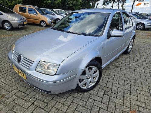 Volkswagen Bora 1.6-16V Athene. 2005. Airco/Cruise/Trekhaak., Auto's, Volkswagen, Bedrijf, Te koop, Bora, ABS, Airbags, Airconditioning