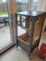 Vogelkooi op wielen. Handig en groot. Zonder vogels., Ophalen of Verzenden, Hout, Vogelkooi