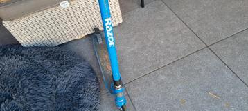 Mooie razor stuntstep. beschikbaar voor biedingen