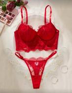 Nieuwe lingeriesetje rood met kant xl/85C Hunkemöller insp, Kleding | Dames, Ophalen of Verzenden, Rood