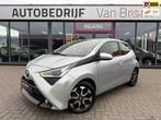Toyota Aygo 1.0 VVT-i x-joy | Camera | Carplay | Navi | LED, Voorwielaandrijving, Stof, 4 stoelen, Origineel Nederlands