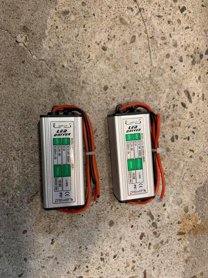 Elektronica Onderdelen - LED’s, Lasers, SMD, trafo’s & meer, Hobby en Vrije tijd, Elektronica-componenten, Gebruikt, Ophalen of Verzenden