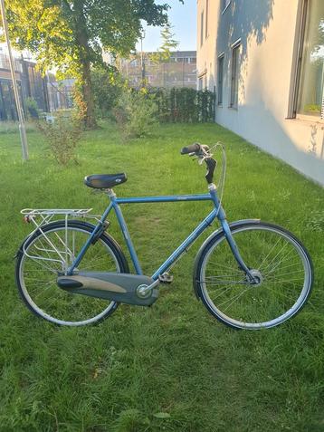 HERENFIETS ,BIJNA NIEUW, ALLES WERKT PERFECHT,FREAMHOOGTE 61 beschikbaar voor biedingen