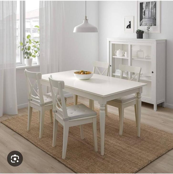 IKEA Ingatorp tafel wit – uitschuifbaar met 4 ingolf stoelen, Huis en Inrichting, Complete eetkamers, Zo goed als nieuw, 4 tot 6 stoelen