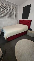 Bordo één/tweepersoonsbed met luxe hoofdbord, Tweepersoons, Ophalen of Verzenden, Zo goed als nieuw, 200 cm