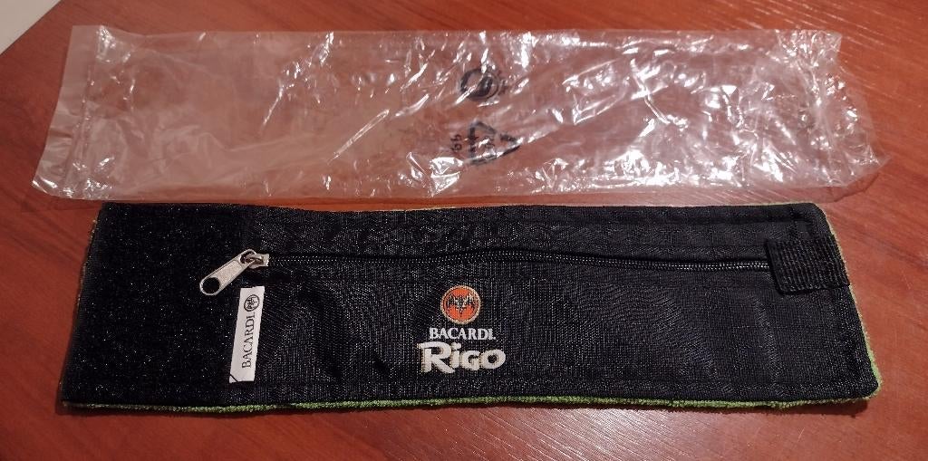 Bacardi Polsband Portemonnee met ritssluiting., Ophalen of Verzenden, Nieuw, Gebruiksvoorwerp