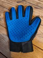 Handschoen tegen haarballen kat., Dieren en Toebehoren, Ophalen, Zo goed als nieuw