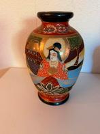 Oude vaas japan, Ophalen of Verzenden