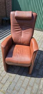 Prominent lederen relaxstoel, Huis en Inrichting, Fauteuils, Ophalen, Minder dan 75 cm, Leer, Zo goed als nieuw