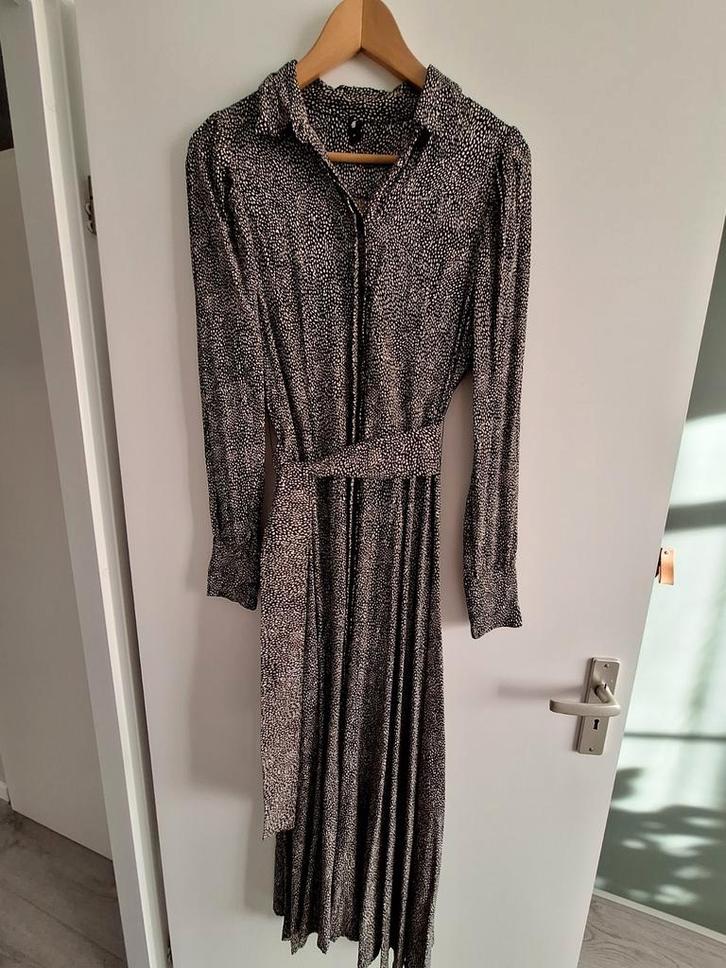 Lange A-lijn jurk, Eksept-Shoeby, Kleding | Dames, Jurken, Zo goed als nieuw, Maat 38/40 (M), Zwart, Onder de knie, Ophalen of Verzenden