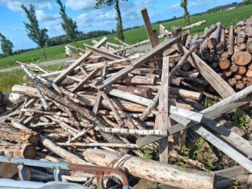 Partij haardhout droog beschikbaar voor biedingen