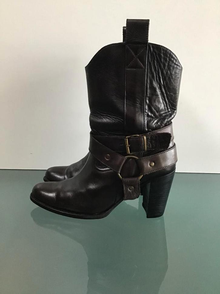 GRATIS VERZENDEN | SENDRA kekke bruine laarzen 40, Kleding | Dames, Schoenen, Zo goed als nieuw, Lage of Enkellaarzen, Bruin, Verzenden