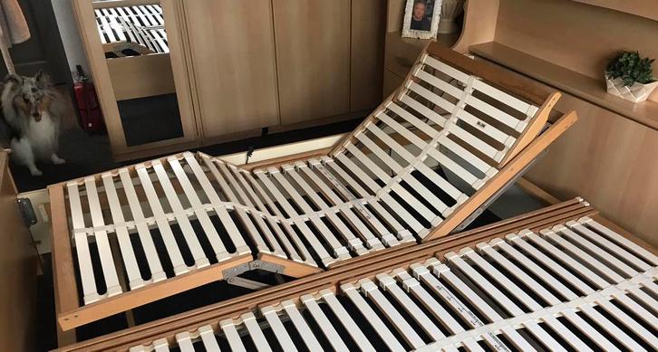Meerdere stande verstelbare Electriche lattebodem 90x200, Huis en Inrichting, Slaapkamer | Matrassen en Bedbodems, Zo goed als nieuw