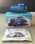 MäRKLIN H0 # 3078 DIESELLOK DHG 500 blauw N in OVP + ZEGEL, Hobby en Vrije tijd, Modeltreinen | H0, Wisselstroom, Locomotief, Nieuw