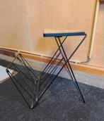 Bijzettafel met tijdschriftenrek, Huis en Inrichting, Tafels | Bijzettafels, Minder dan 55 cm, Zo goed als nieuw, Rechthoekig